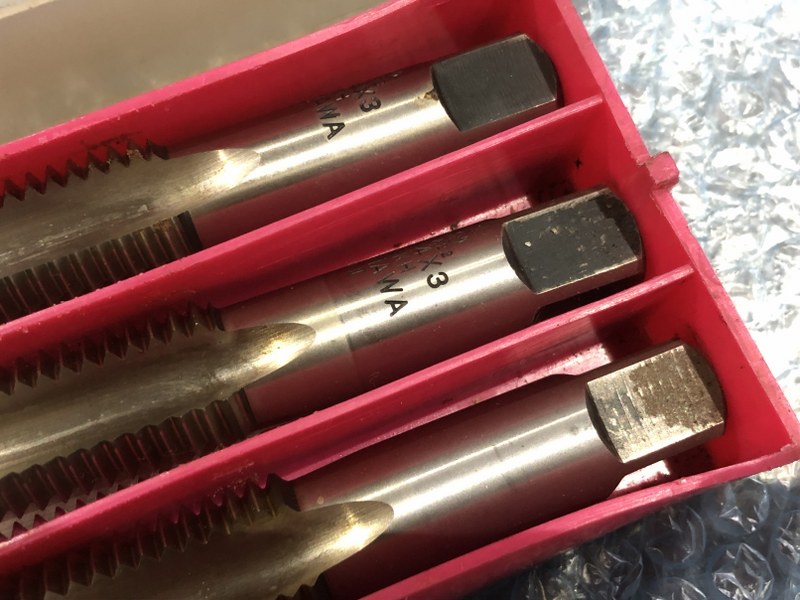 中古タップ 【ハンドタップ】M24x3 ヤマワ/Yamawa