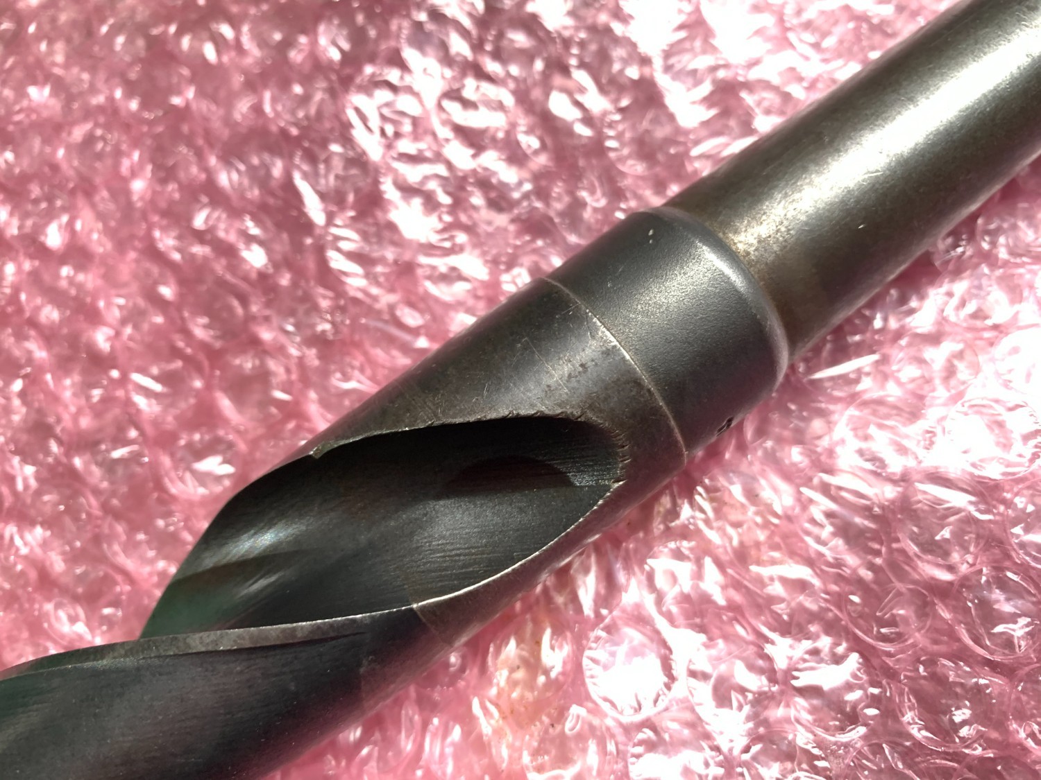 中古Taper shank drills 【テーパーシャンクドリル】  φ28mm, 全長:250mm 不明