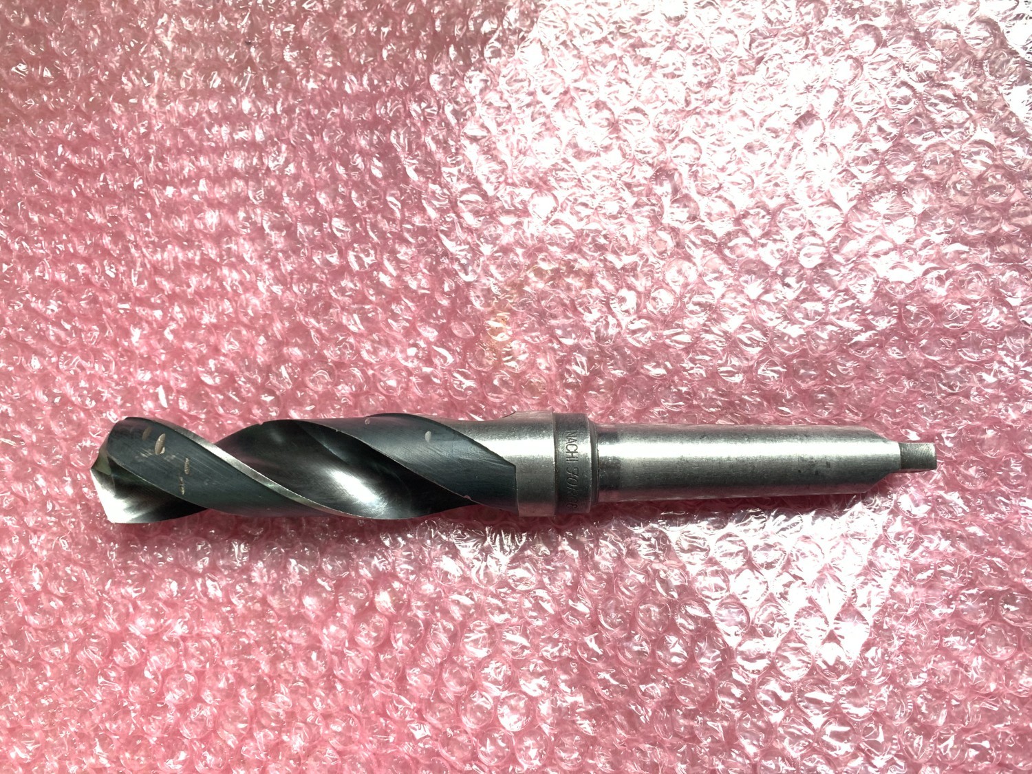中古テーパ―シャンクドリル 【テーパーシャンクドリル】  φ32mm, 全長:253mm NACHI(不二越)