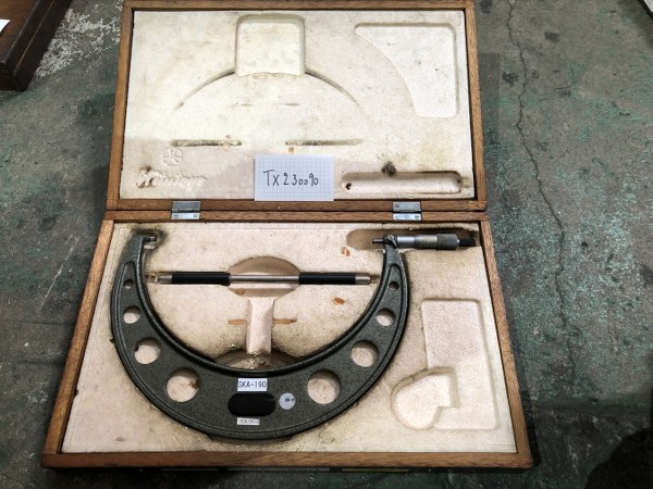 中古Outside micrometer [外側マイクロメーター]225~250（mm）　 ミツトヨ/Mitutoyo