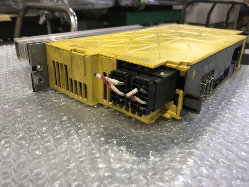 中古お買い得品・1山販売等 【サーボアンプ】A06B-6114-H206 FANUC/ファナック