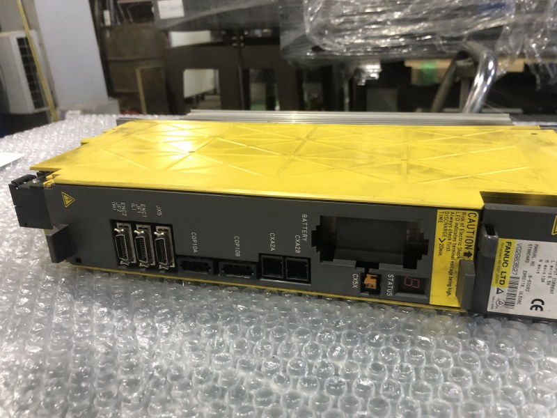 中古お買い得品・1山販売等 【サーボアンプ】A06B-6114-H206 FANUC/ファナック