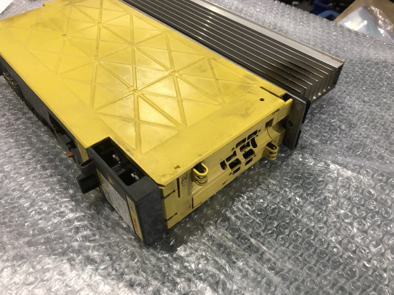 中古Special deals・Set etc 【サーボアンプ】A06B-6114-H206 FANUC/ファナック