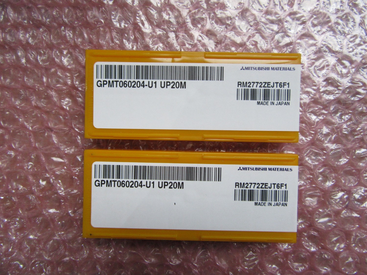 中古Cutting Exchange Chip 【チップ　2個】GPMT060204-U1 UP20M  MITSUBISHI