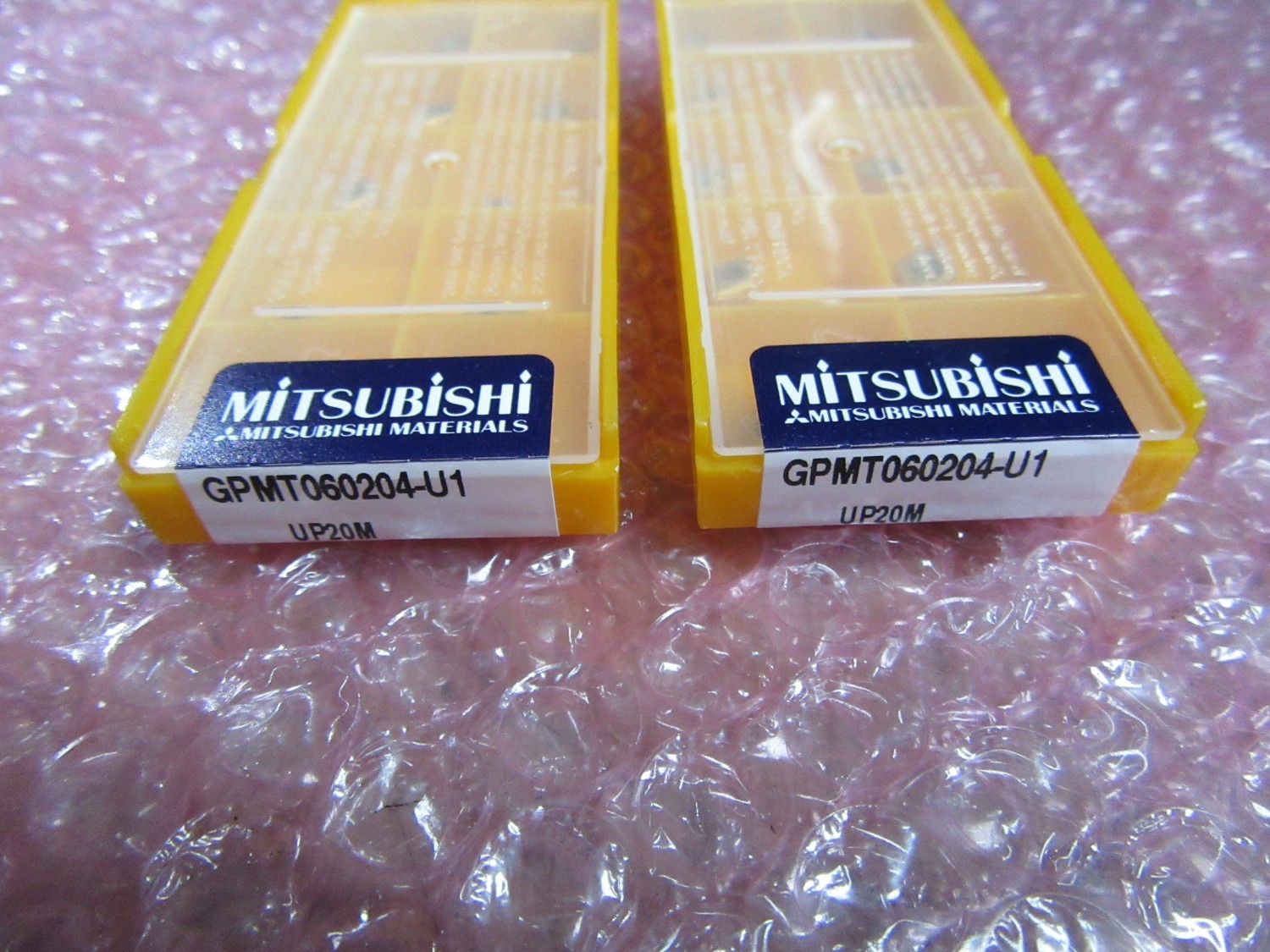 中古Cutting Exchange Chip 【チップ　2個】GPMT060204-U1 UP20M  MITSUBISHI