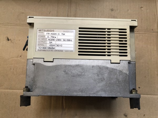 中古その他 [インバーター]FR-A024-0.75K 三菱/MITSUBISHI