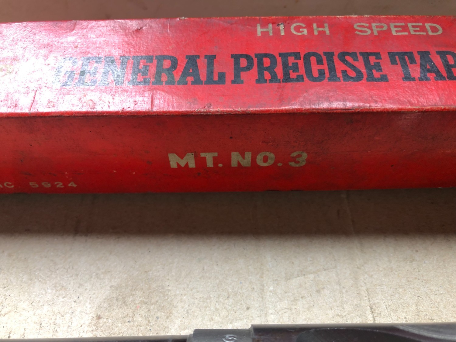 中古Taper shank drills 【テーパシャンクツイストドリル】φ28.5 SKH9 UOZU.MFG