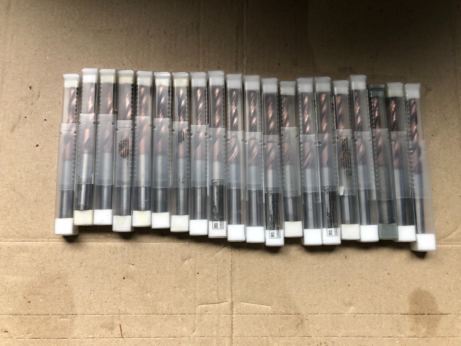 中古エンドミル 【エンドミルセット】φ5.6xφ8.0x92-ATH MOLDINO/旧日立ツール