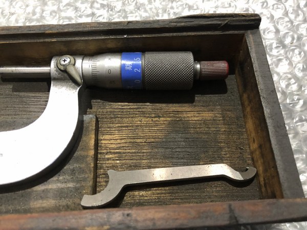 中古Outside micrometer [外側マイクロメータ]25-50（mm）BMD50　 ミツトヨ/Mitutoyo