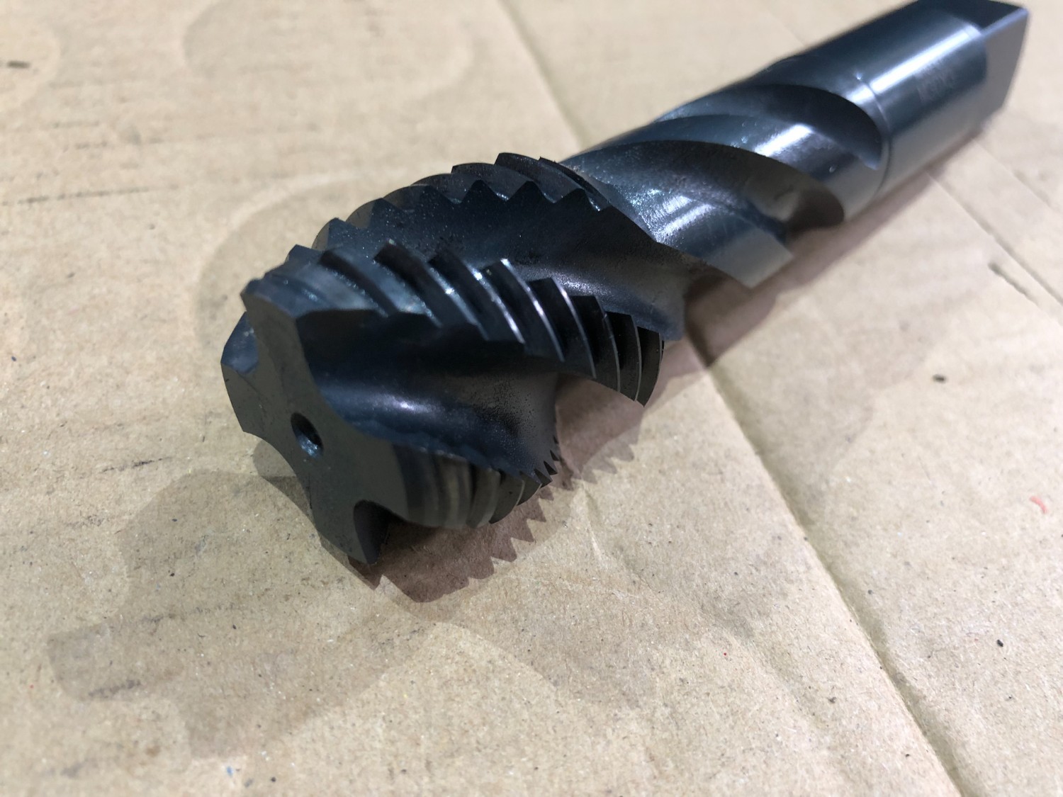 中古タップ 【タップ 】M30x3　 ヤマワ