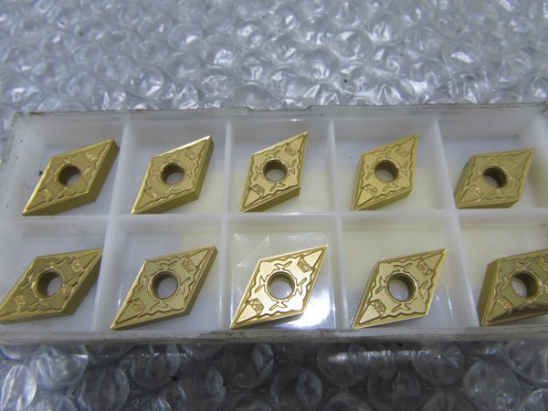 中古Cutting Exchange Chip 「チップ」DNMG150404 CM　T5105 Tungaloy