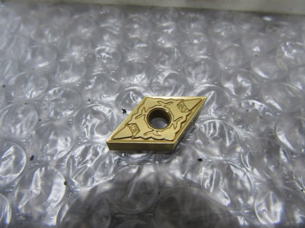 中古Cutting Exchange Chip 「チップ」DNMG150404 CM　T5105 Tungaloy