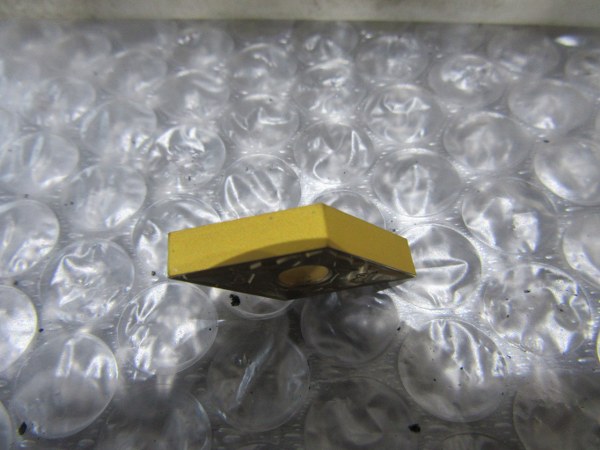 中古Cutting Exchange Chip 「チップ」DNMG150404 CM　T5105 Tungaloy