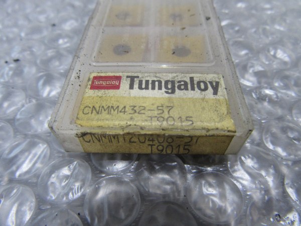 中古Cutting Exchange Chip 「チップ」CNMM120408-57 Tungaloy