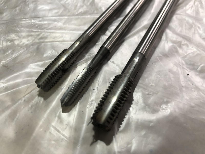 中古タップ 【ロングタップ】①M8ｘ1.25　②M6ｘ１　③M10ｘ1.5 OSG オーエスジー