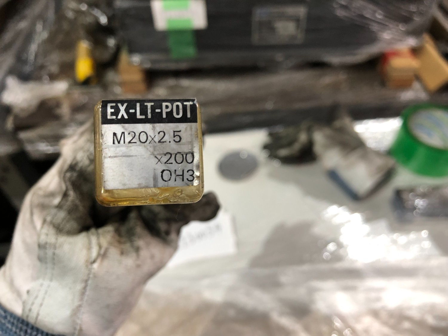 中古Other end mill 【エンドミル】M20x2.5x200 OSG 