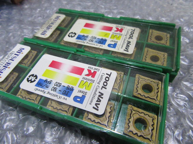 中古インサート（チップ） 【チップ】CNMG120408-MP　CNMG432MP MC6025（２個） 三菱/MITSUBISHI