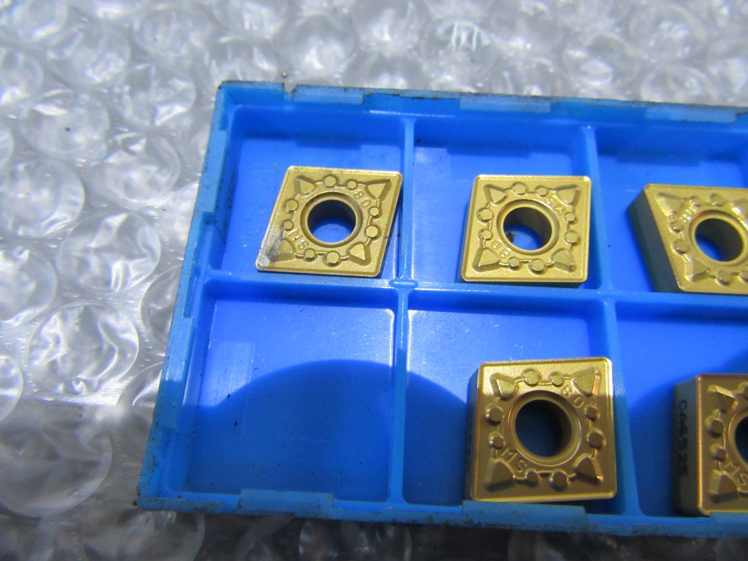 中古Cutting Exchange Chip チップ  Kyocera 