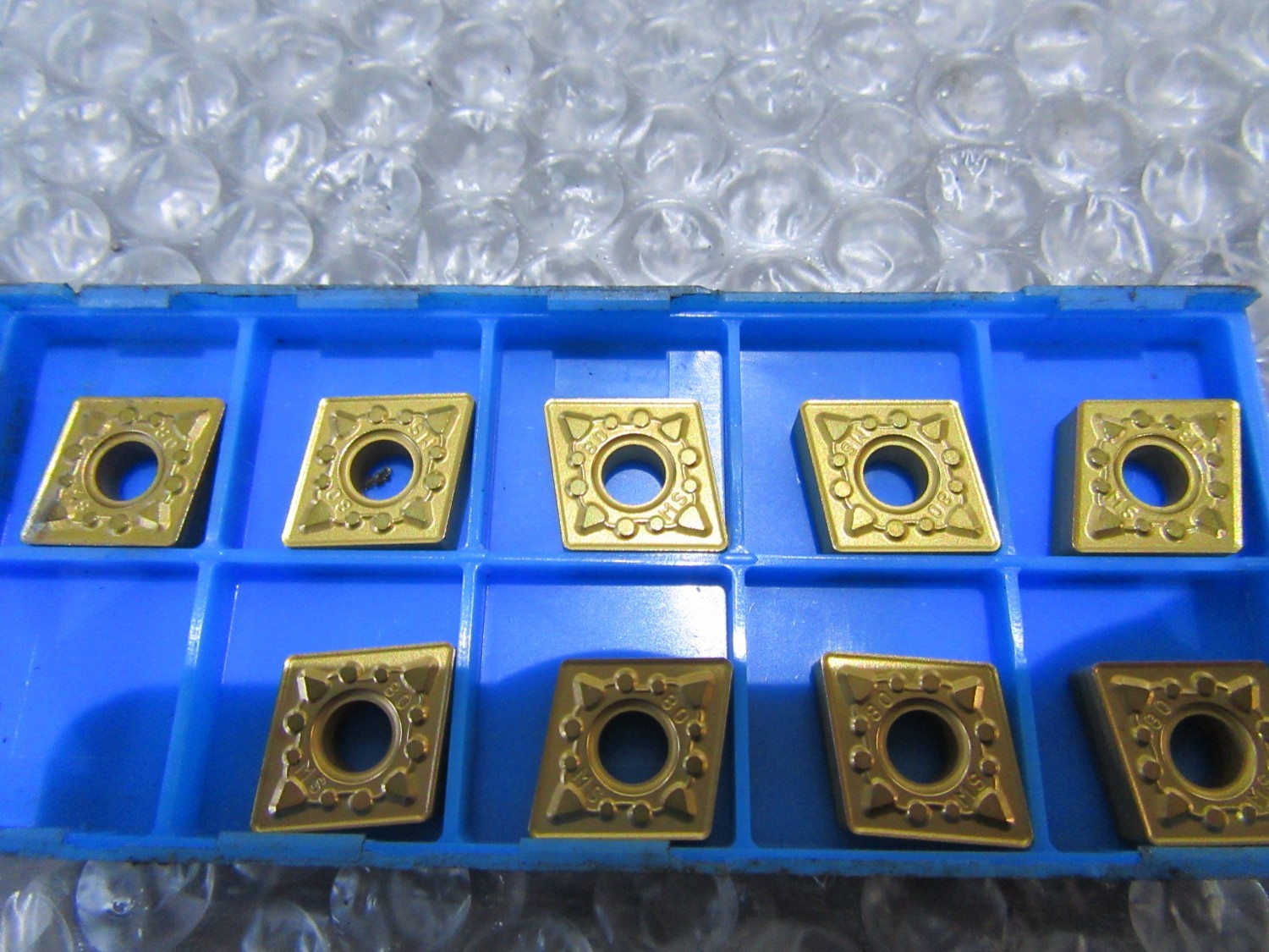 中古Cutting Exchange Chip チップ  Kyocera 