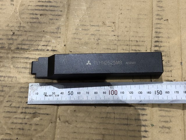 中古その他 【ホルダー2本】TLHN2525M8+KGAL2525M-4 三菱マテリアル+CERADEX