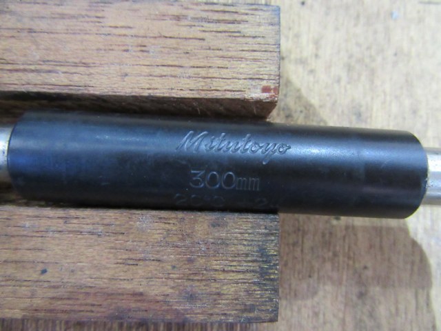 中古Outside micrometer 【外側マイクロメーター】300-325mm ミツトヨ/Mitutoyo