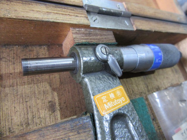 中古Outside micrometer 【外側マイクロメーター】300-325mm ミツトヨ/Mitutoyo