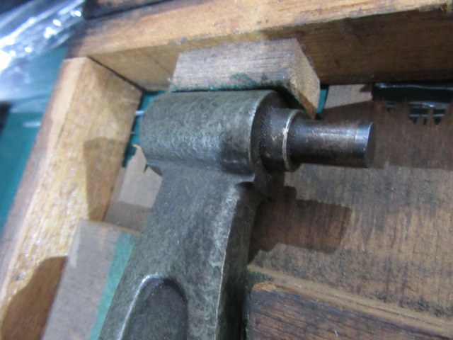 中古Outside micrometer 【外側マイクロメーター】300-325mm ミツトヨ/Mitutoyo