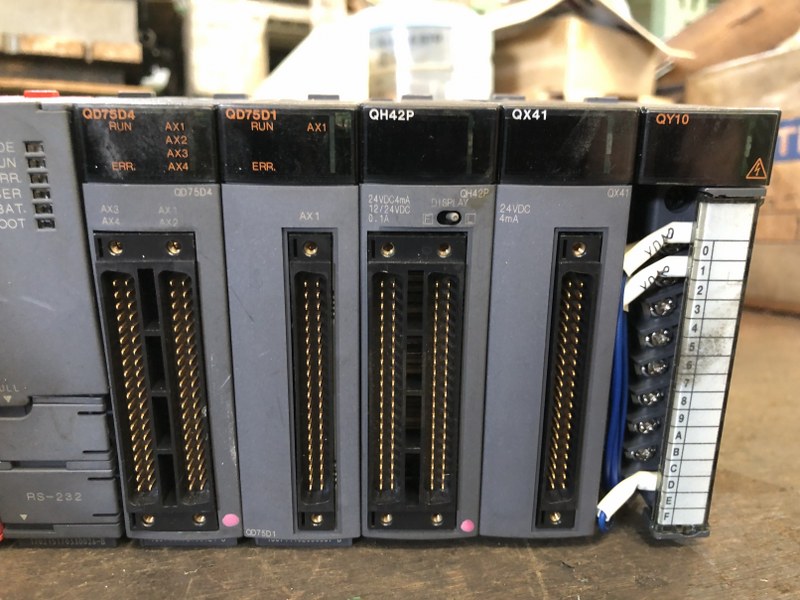 中古その他 「CPU ユニット」Q61P, QD2CPU, QD75D4, QD75D1, QH42P, QX41, QY10  三菱/MITSUBISHI