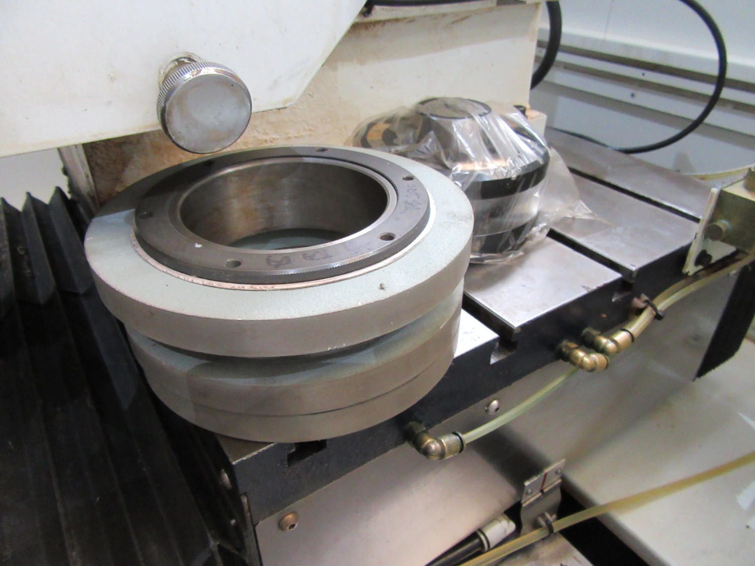 中古CNC Internal Grinding Machine NIG-300 MARUI