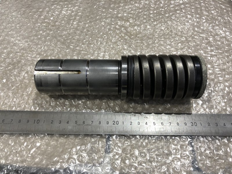 中古ロング 「タレパン金型（ロング／パンチ）」9.0ｘ30.0 アマダ/AMADA
