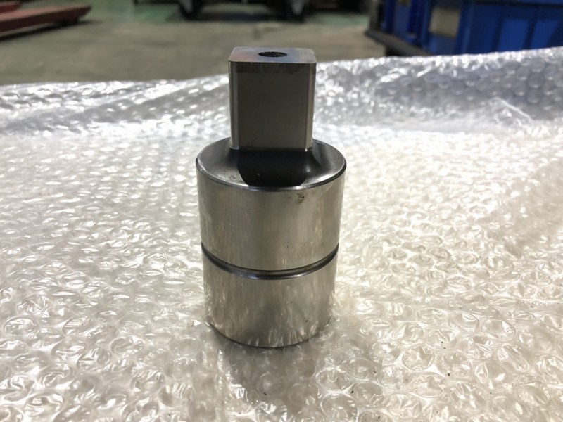 中古セット [タレパン金型（セット）]①.パンチ：25.44ｘ25.44　②.ダイ：25.60x25.60 アマダ/AMADA