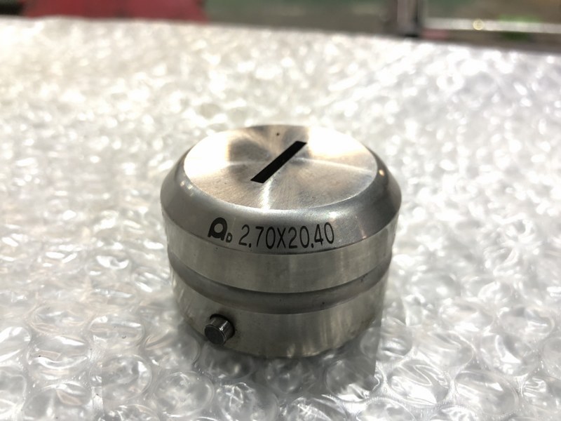 中古Die 「タレパン金型（ダイ）3個」①2.20x25.20 ②3.2x18.2 ③.2.70x20.40 アマダ/AMADA
