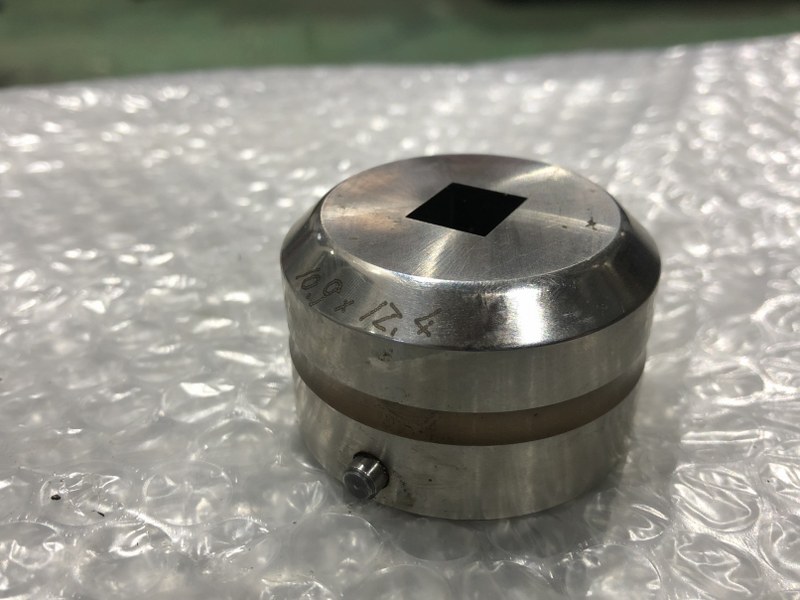 中古Die [タレパン金型（ダイ）3個]①12.20x12.20②6.4x6.4③10.9x12.4 アマダ/AMADA+コニック/Conic