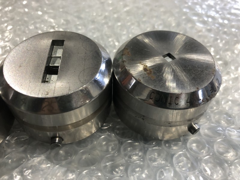 中古ダイ 【タレパン金型（ダイ）3個】2.x18　C＝0.16/5.4ｘ25.4/４ｘ4　Ｃ＝0.2 コニック/Conic