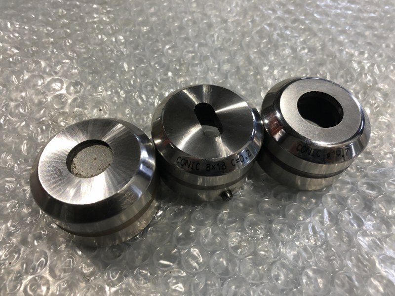 中古Die 【タレパン金型（ダイ）3個】17.2/8ｘ18　Ｃ＝0.2/19.7 コニック/Conic