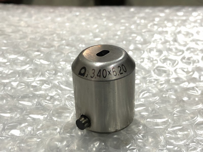 中古Die [タレパン金型（ダイ）3個]①3.40x6.20  ②5.7x10.2  ③5.9x10.4　 アマダ/AMADA