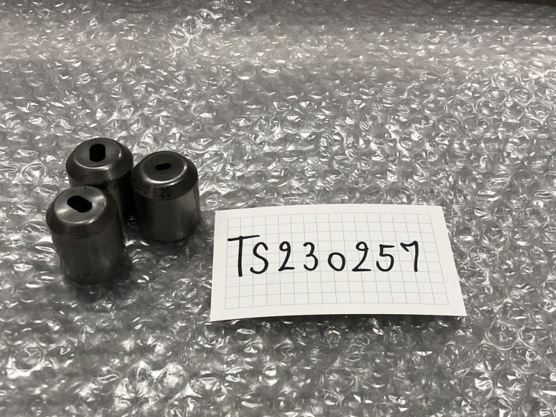 中古Die [タレパン金型（ダイ）3個]①3.40x6.20  ②5.7x10.2  ③5.9x10.4　 アマダ/AMADA