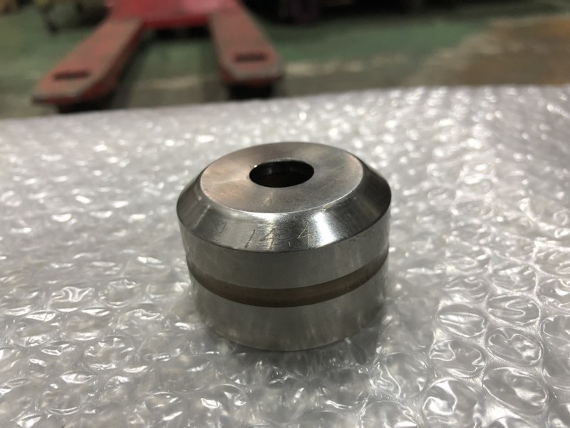 中古Die [タレパン金型（ダイ）3個 ]①3x18/C=0.2 ② 15.3 ③14.4 コニック/Conic