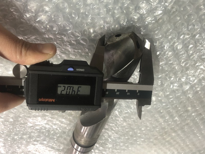 中古テーパ―シャンクドリル 【テーパーシャンクドリル】φ34 不明