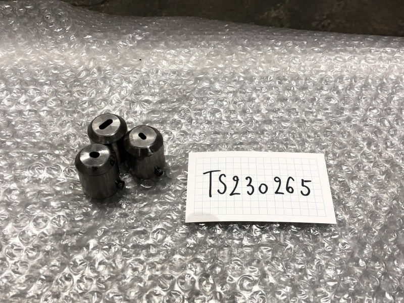 中古Die 【タレパン金型（ダイ）3個】①4.70x6.20 ②3.2x6.2 ③4.2x10.2 アマダ/AMADA