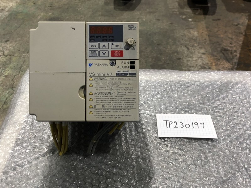 中古その他 [インバータ]CIMR-V7AA23P7 安川電機 YASKAWA ELECTRIC