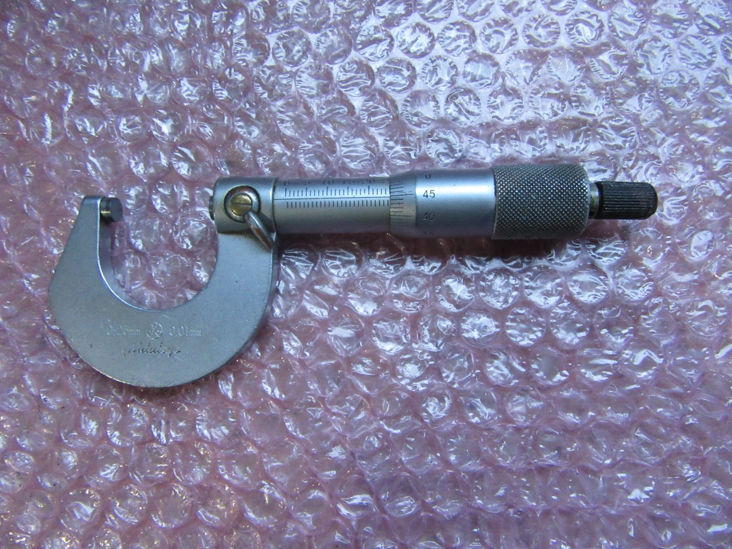 中古Outside micrometer 【外側マイクロメーター】測定範囲:0-25mm 目量:0.01mm  Mitutoyo