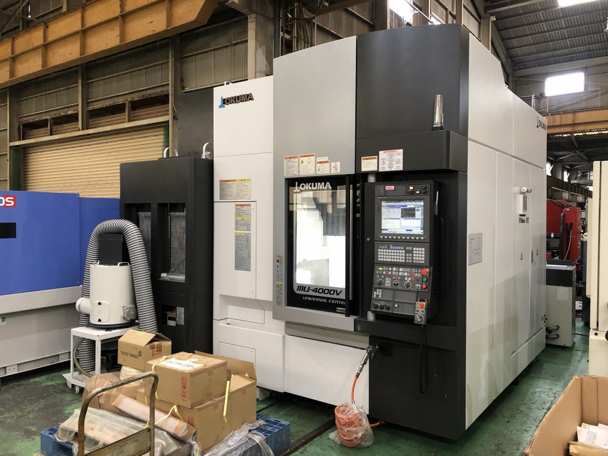 中古5軸マシニングセンタ D300 牧野