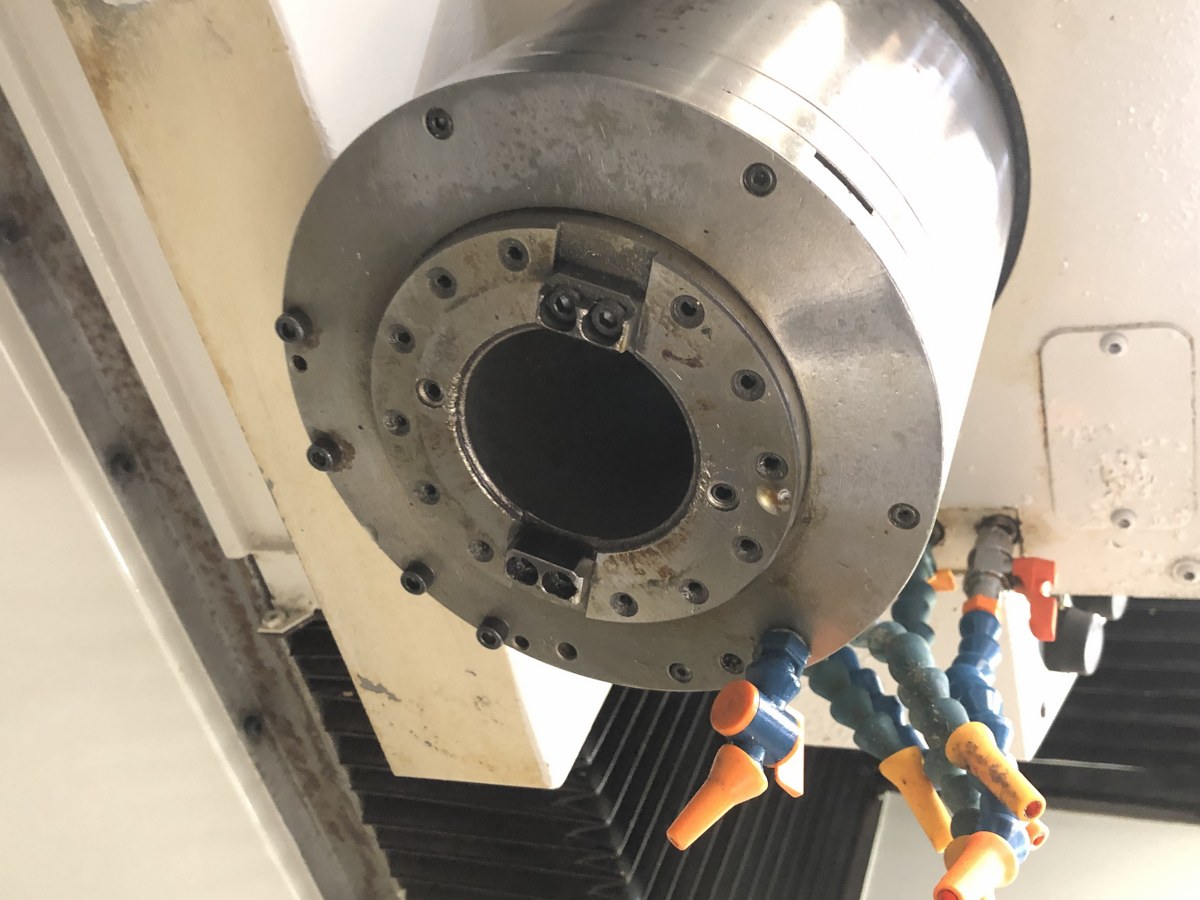 中古Vertical Machining Center MB-56VB OKUMA