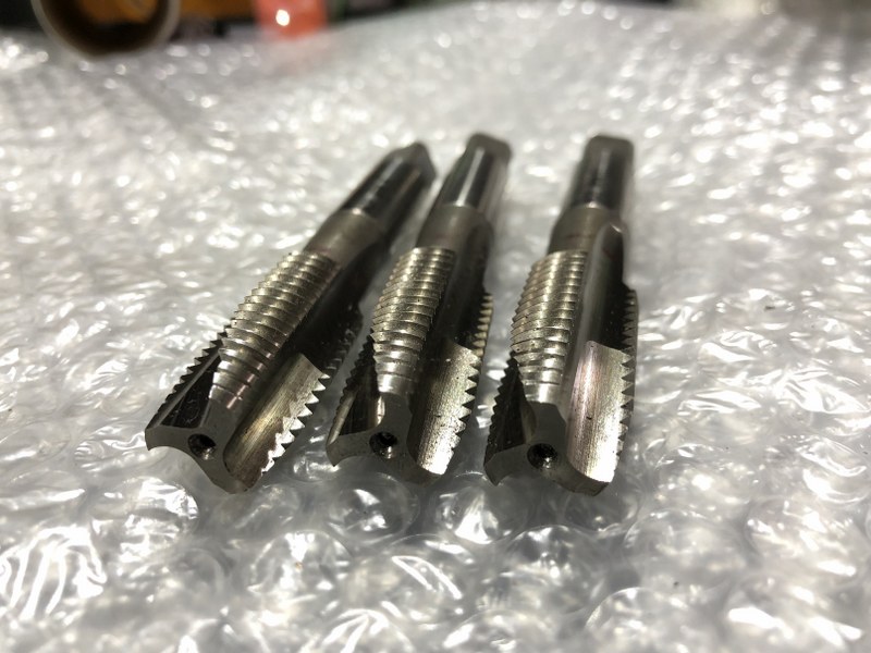 中古Tap [スパイラルタップ]NPO M16x2 P4 REG HSS-E   : 3本 NACHI/ナチ不二越