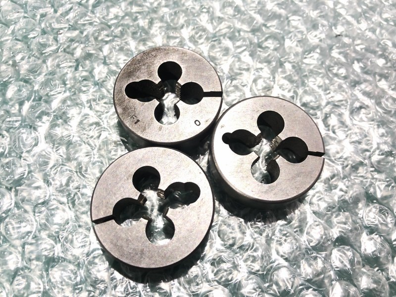 中古Thread cutting die 【ダイスセット】1セット3個（3/8W：SKS2  16） ヤマワ/Yamawa