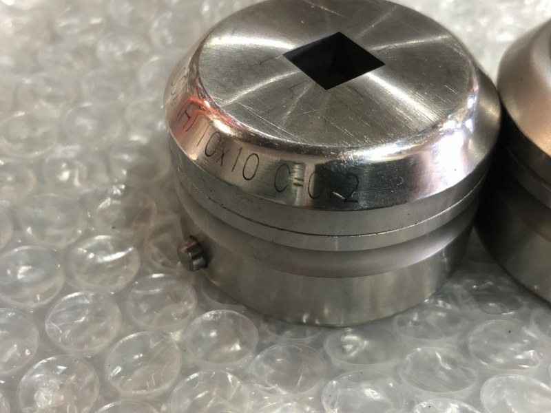 中古ダイ 【タレパン金型（ダイ）2個】①10x10 C=0.2②4x4 C=0.2 コニック/Conic
