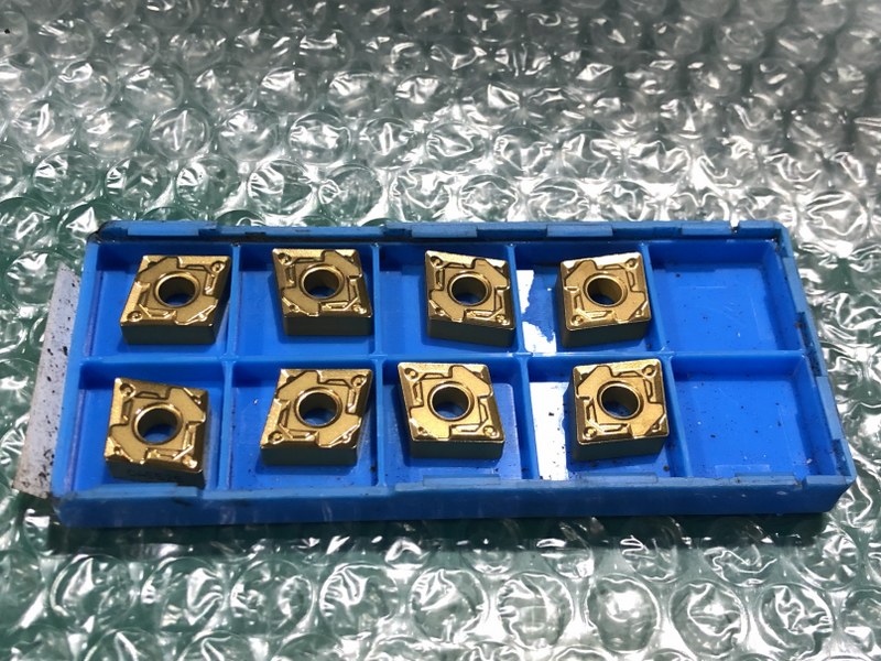 中古Cutting Exchange Chip [チップ ]CNMG120408HS 京セラ/Kyocera