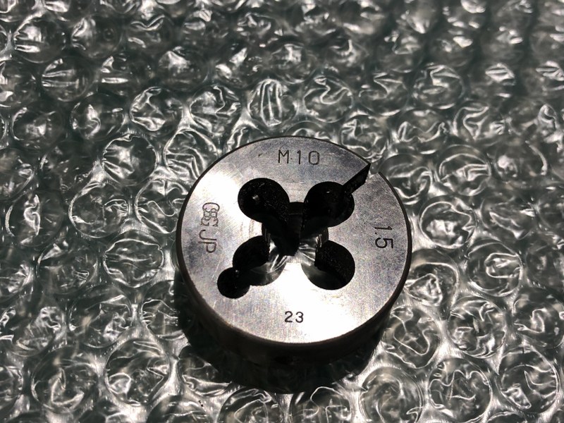 中古Thread cutting die 【ダイスセット】１セット3個 様々なメーカーや型式があります。