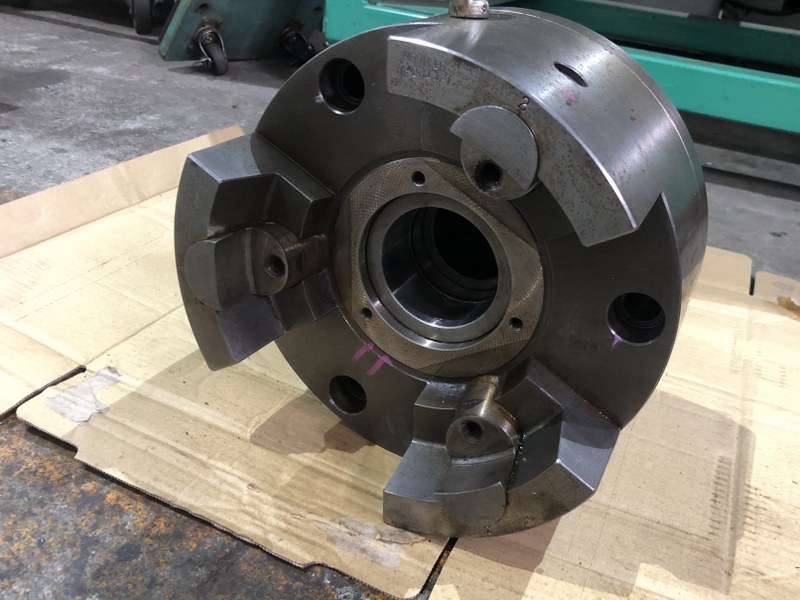 中古油圧チャック 【油圧チャック】φ約350mm 不明